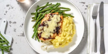 Cheese and Caramelised Onion Chicken with Garlic Mash and Stir-Fried Green Beans Recipe